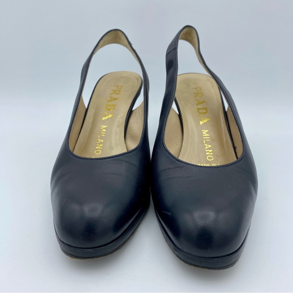 🌺VTG Prada Rounded Toe Slingback Leather Block Heel Pumps